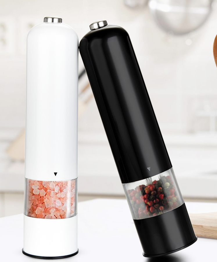Electric salt and pepper grinder