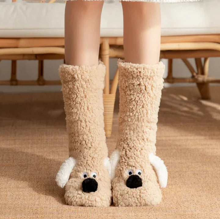 Calcetines de peluche para perro de mujer