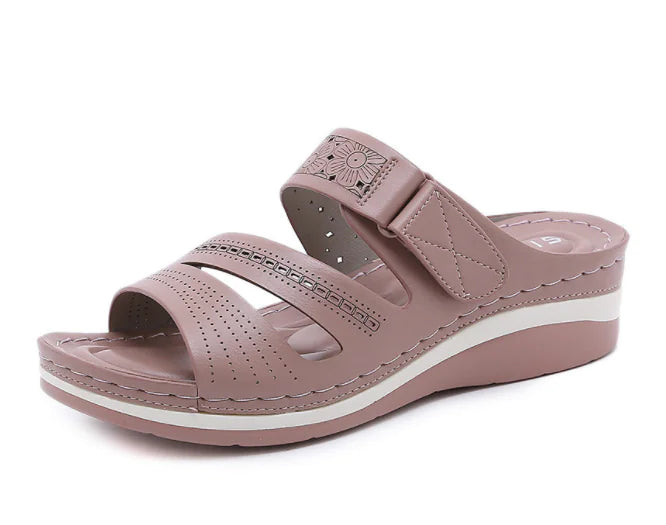 أحذية رياضية كاجوال بكعب إسفين ومنصة للمقاسات الكبيرة 