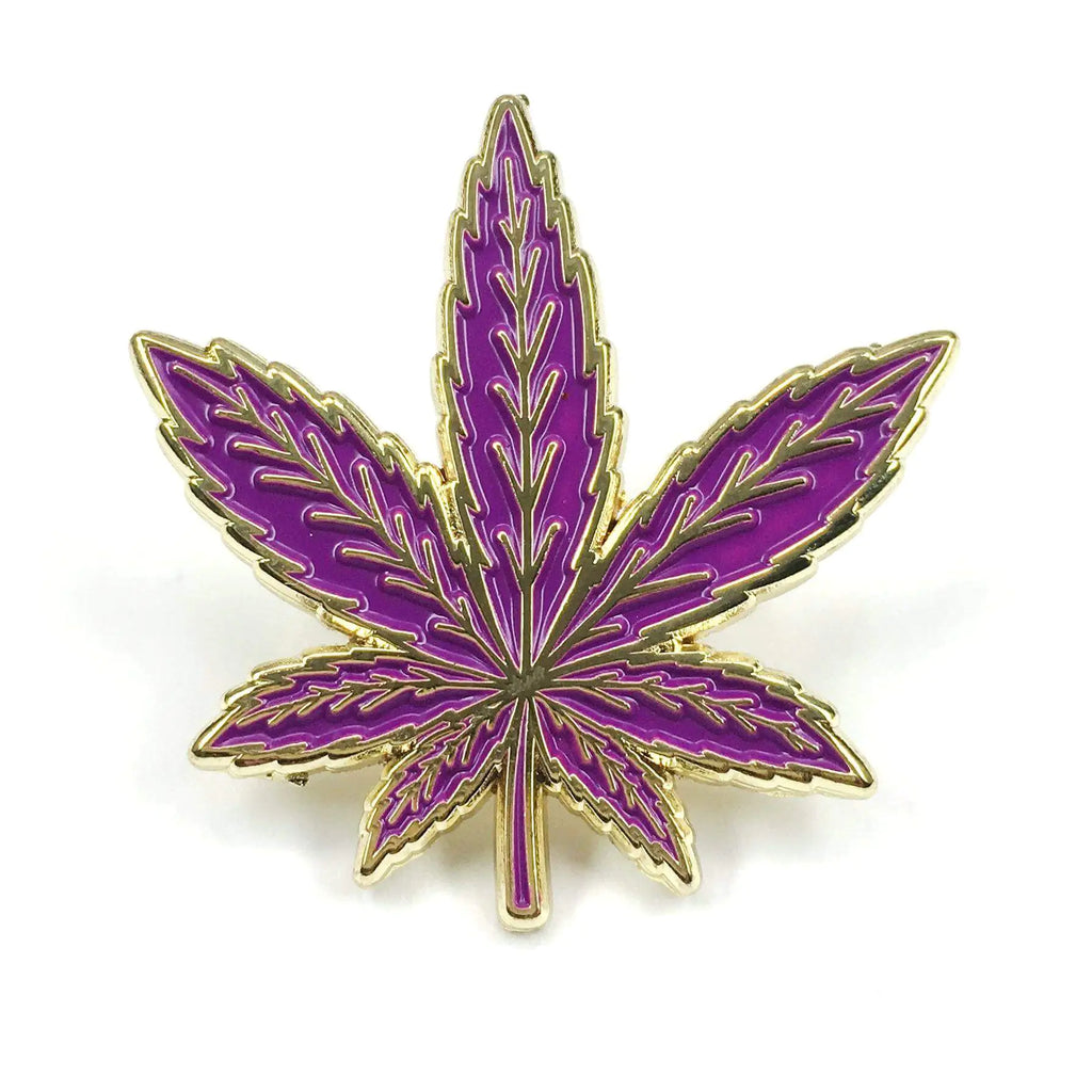 Pin / Broche WEED