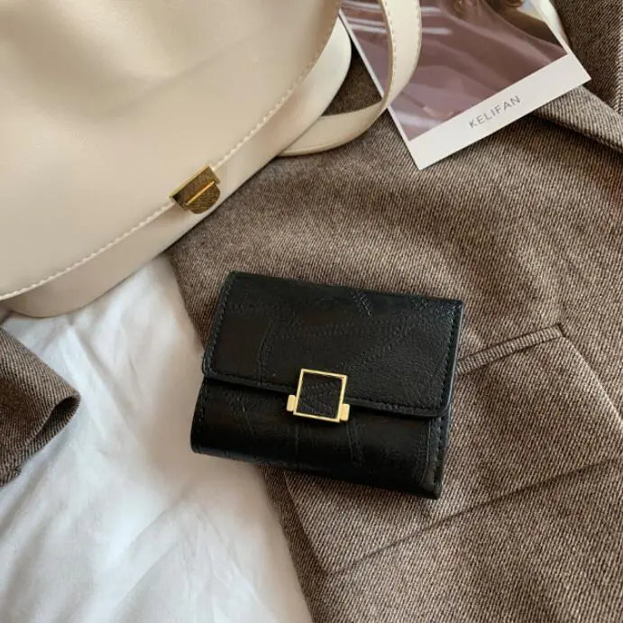 محفظة صغيرة أنيقة للنساء - حامل بطاقات بتصميم كلاسيكي